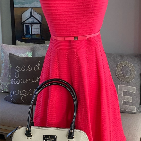 πππ TED BAKER LONDON FIT & FLARE BRIGHT PINK DRESS SIZE 3 TB. SIZE 6/8 πππ - Picture 2 of 11